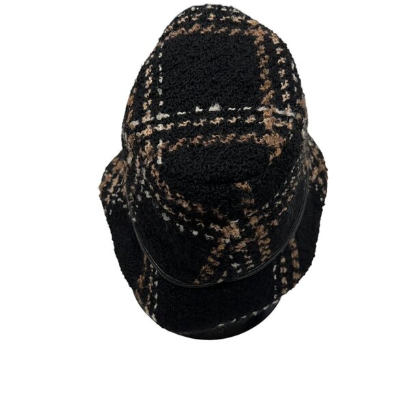 Weave of the Irish Plaid Bucket Hat, Black Tan, M - Picture 5 of 7